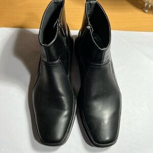 Calvin Klein men’s dress shoes
